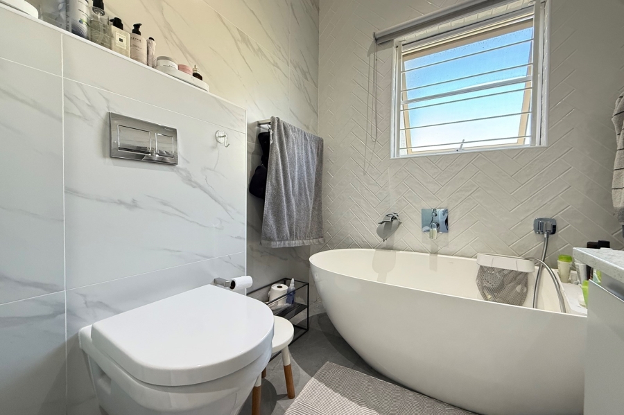 2 Bedroom Property for Sale in Century City Western Cape